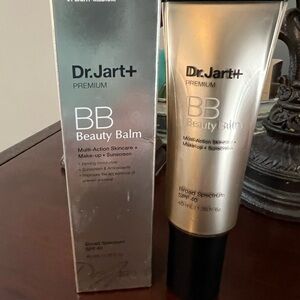 Dr. Jart + Premium BB Beauty Balm in light to medium